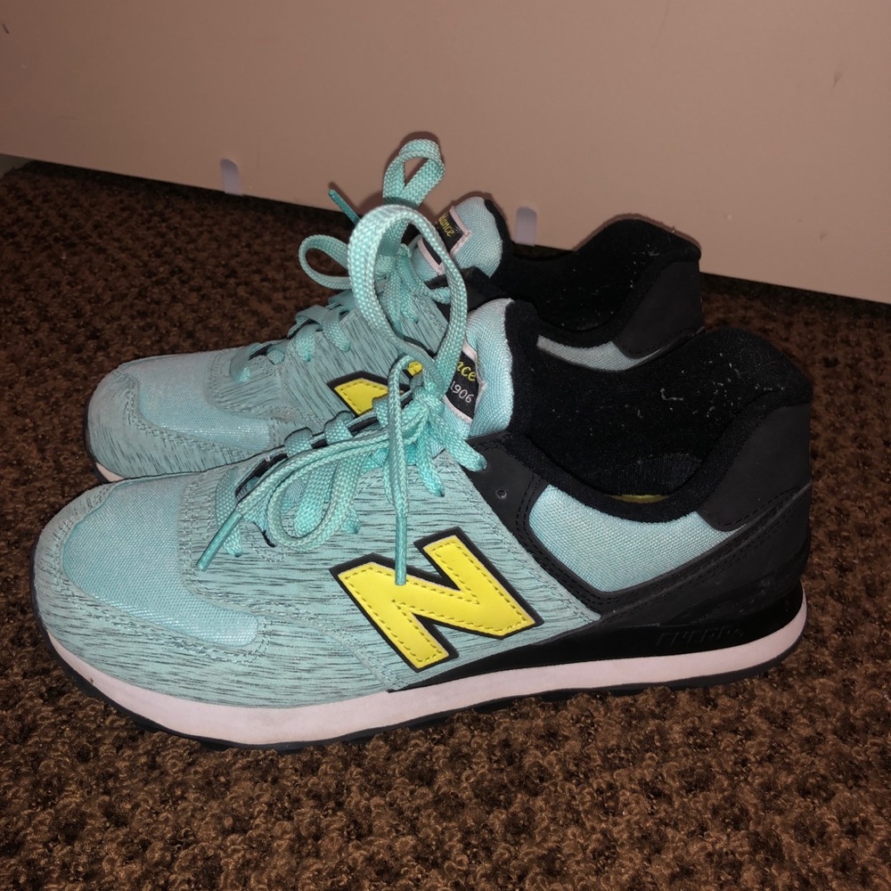 New Balance 574 Tennis Shoes